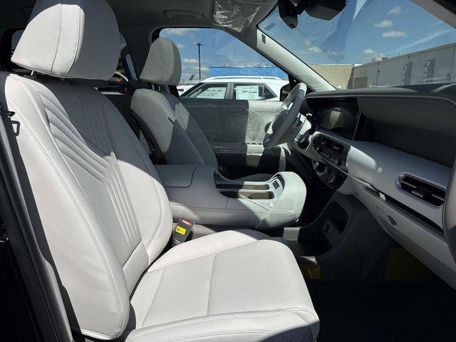 New 2026 Black Hyundai Blue SEL Premium 8P image 16