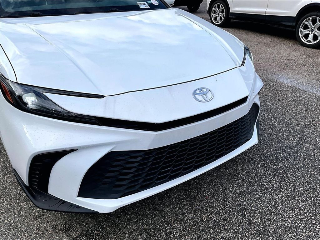 Used 2025 White Toyota SE image 8