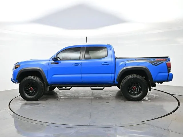 Used 2019 Voodoo Blue Toyota SR image 4