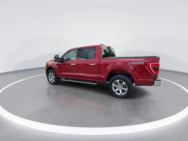 Used 2021 Red Ford XLT image 6