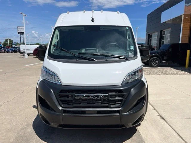 Used 2025 White Ram High Roof image 8
