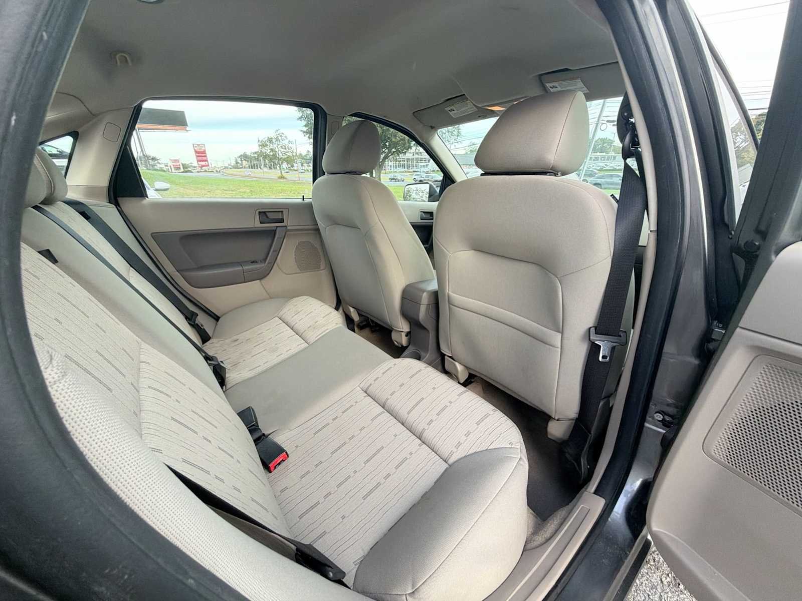 Used 2010 Sterling Grey Metallic Ford SE image 14