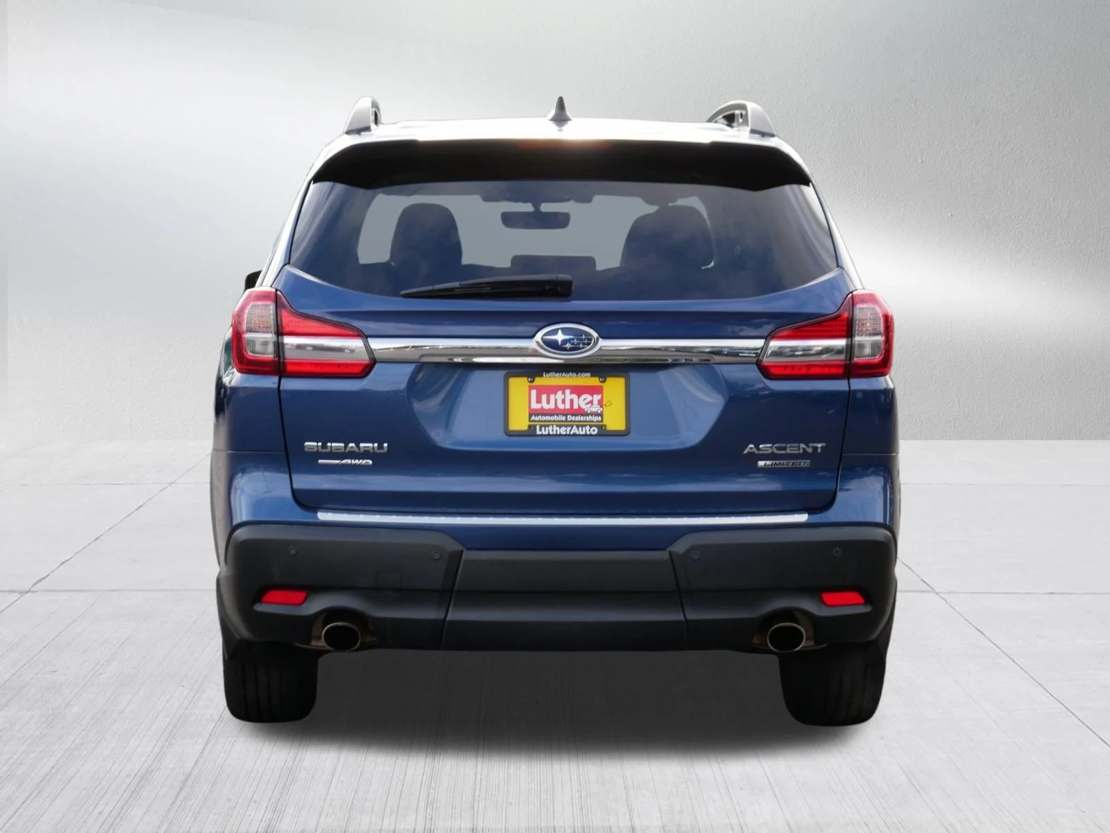 Used 2020 Abyss Blue Pearl Subaru Limited image 6