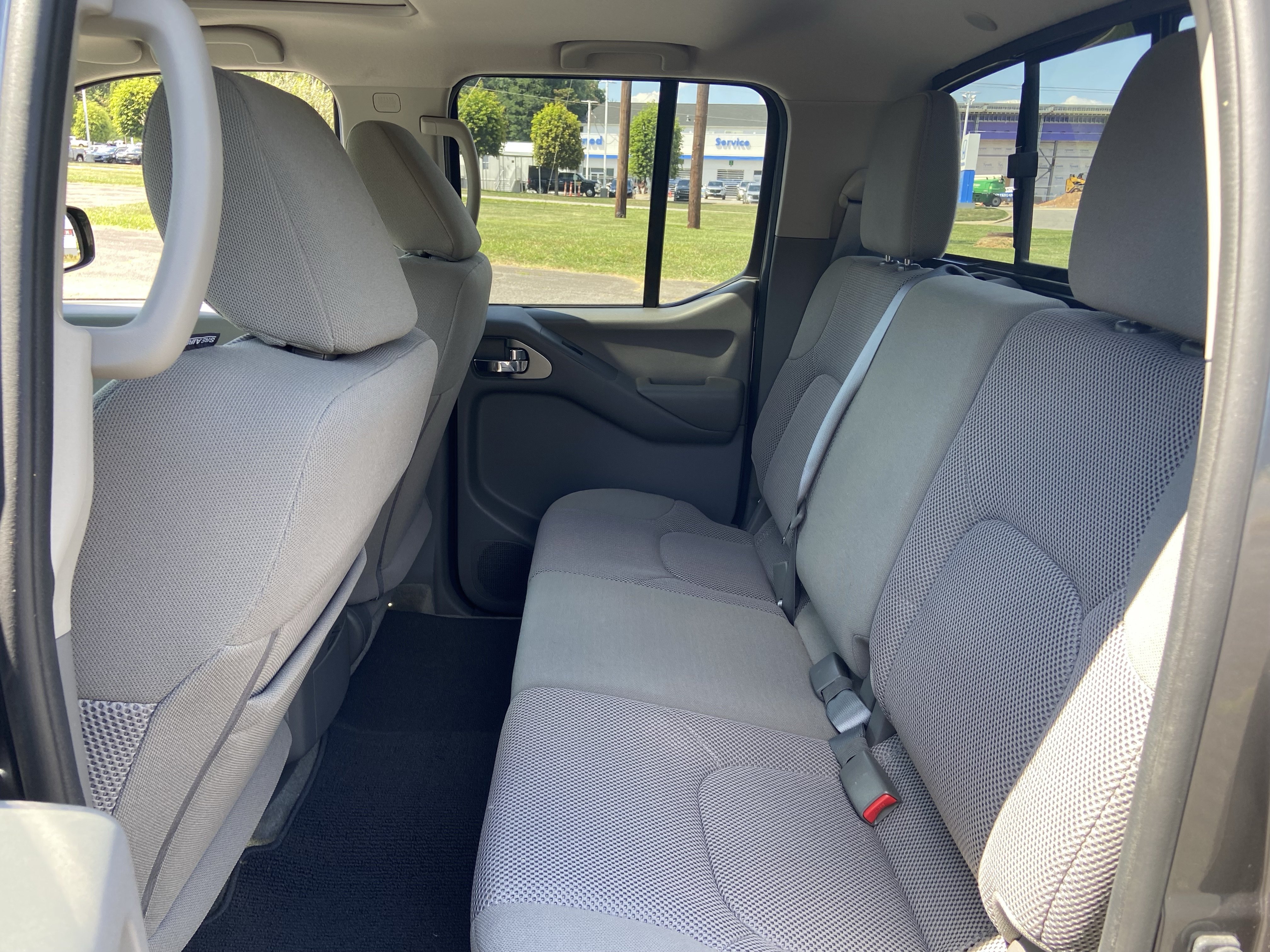 Used 2018 Gun Metallic Nissan SV V6 image 12