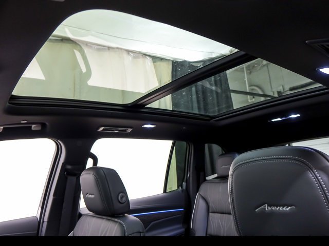 2027 Buick Enclave Avenir - Photo 12