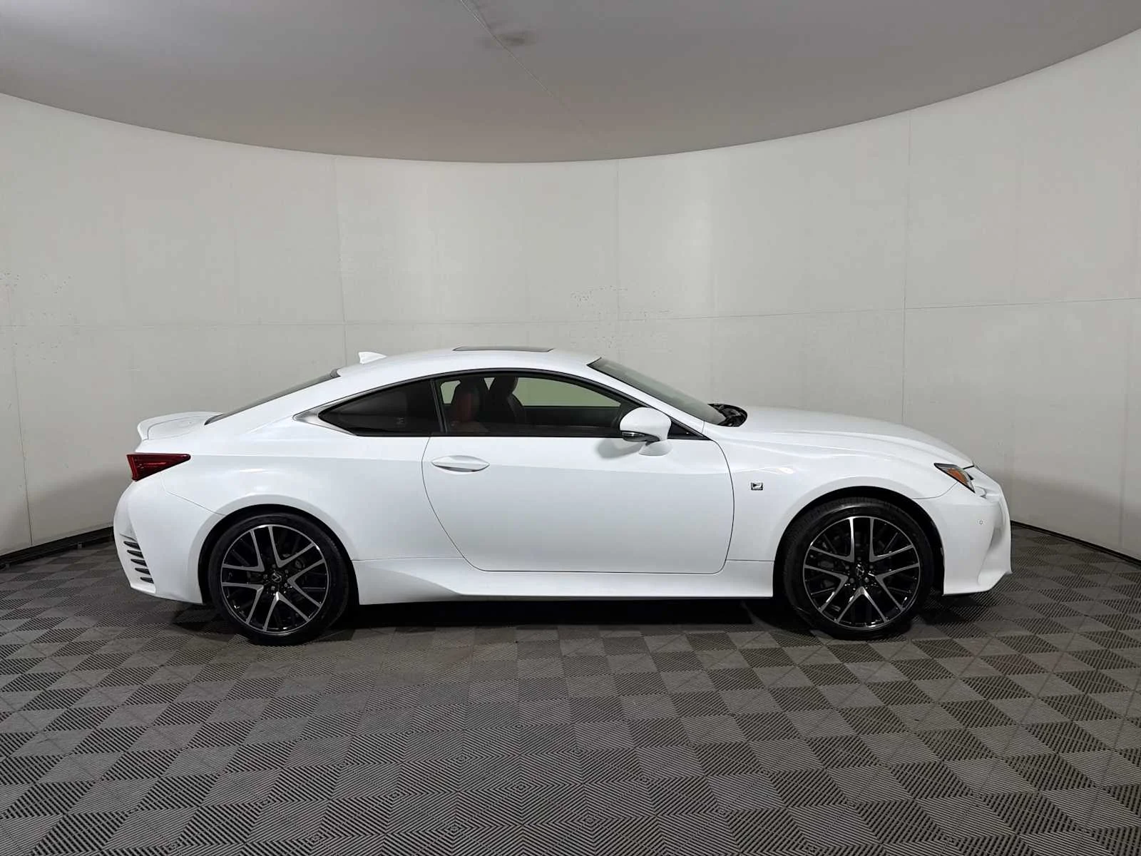 Used 2017 Ultra White Lexus  image 7