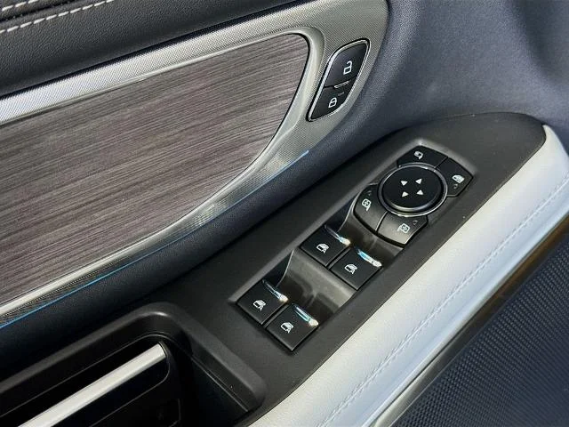 New 2026 Star White Metallic Tri-Coat Ford MAX Platinum® image 53