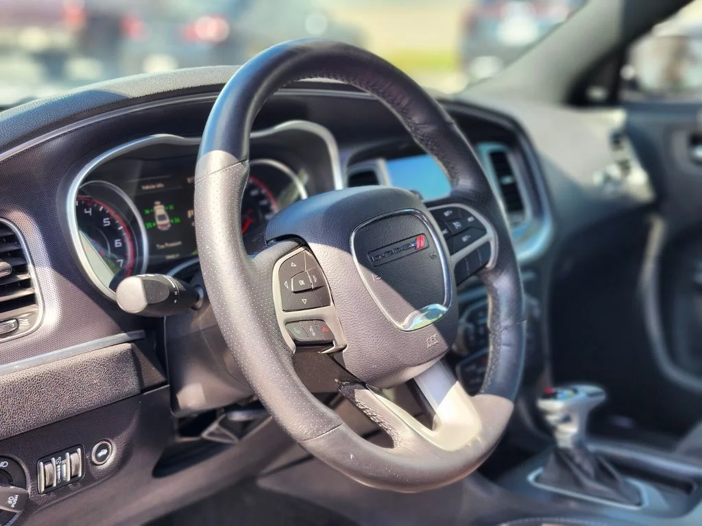 Used 2015 White Dodge R/T Scat Pack image 19