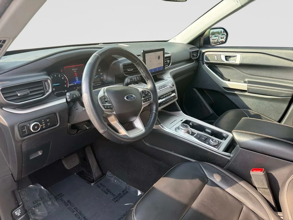 Used 2023 Green Ford XLT image 22
