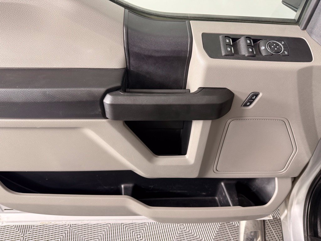 Used 2018 Ingot Silver Ford XL image 18