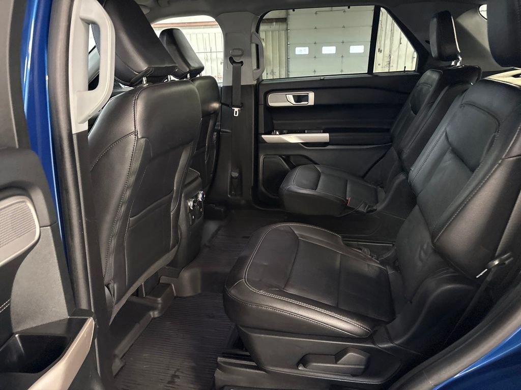Used 2023 Blue Ford Limited image 26