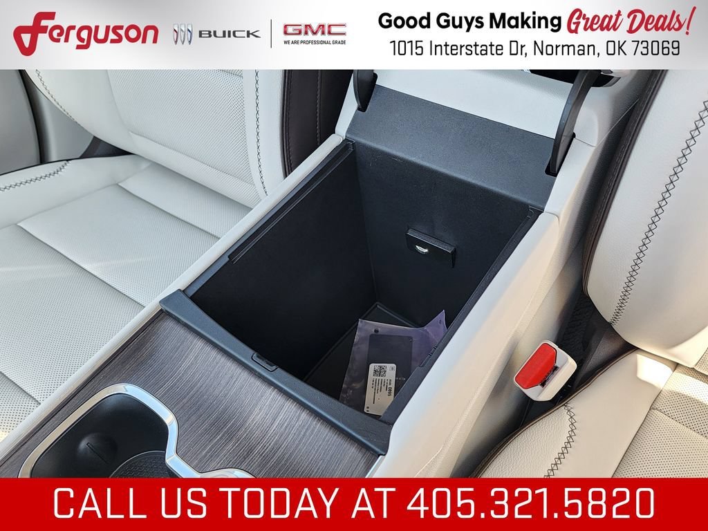 2026 GMC Acadia Denali - Photo 36