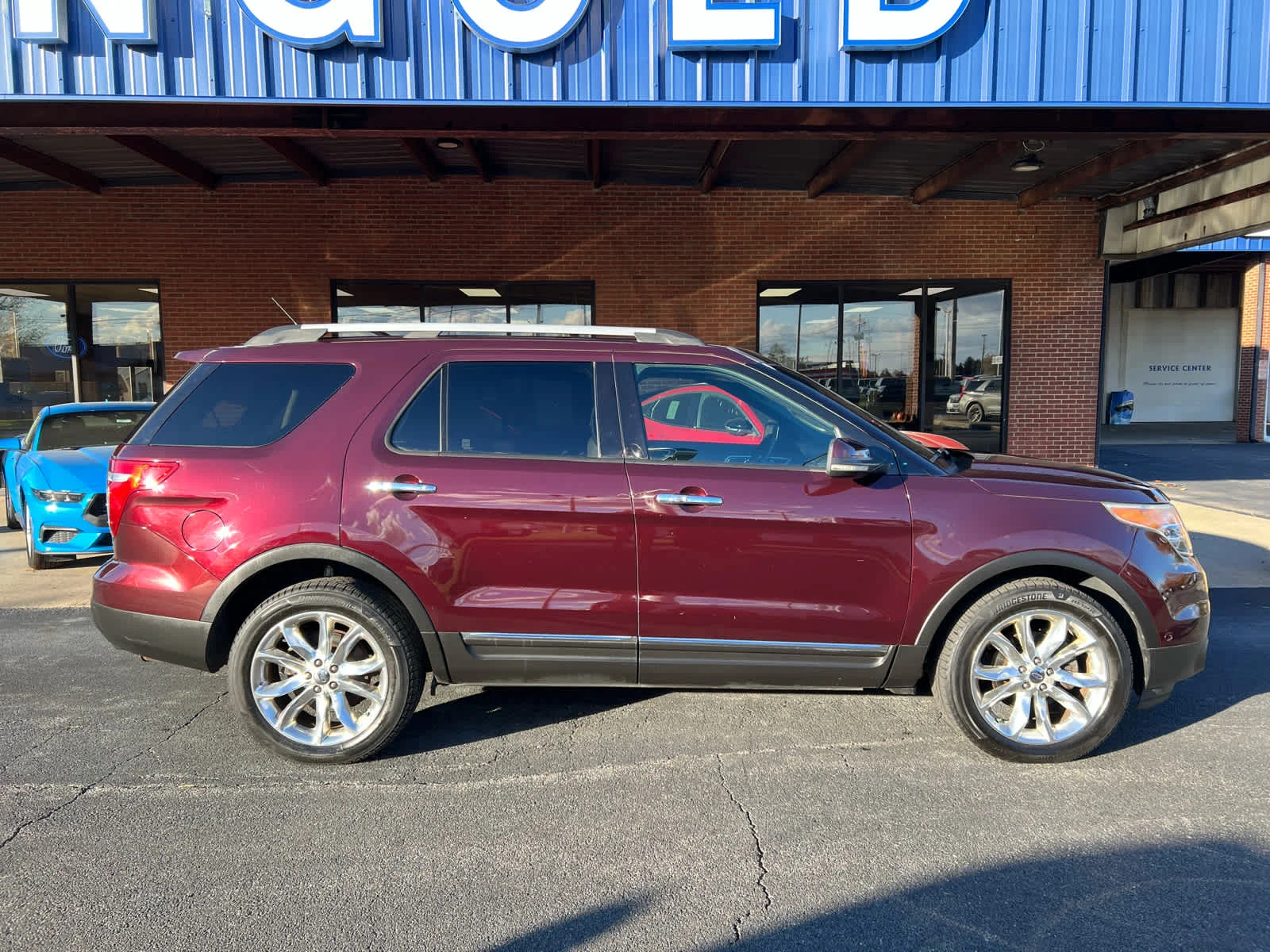 Used 2011 Bordeaux Reserve Red Metallic Ford Limited image 34