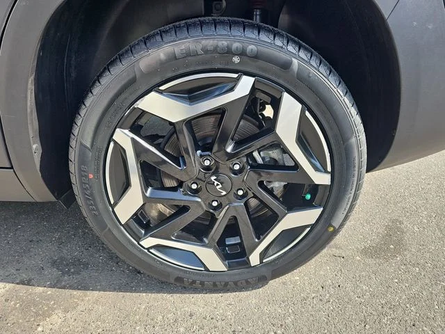Used 2024 Black Kia SX image 31