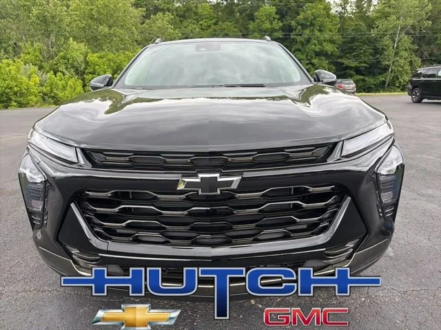 New 2026 Mosaic Black Metallic Chevrolet ACTIV image 5