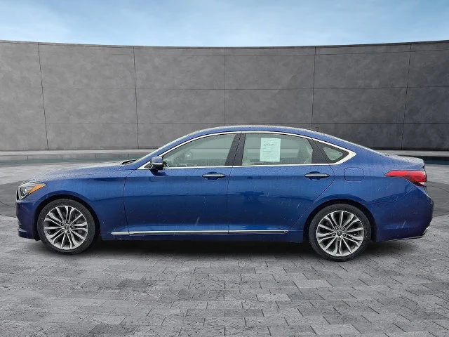 Used 2016 Blue Hyundai 3.8 image 4