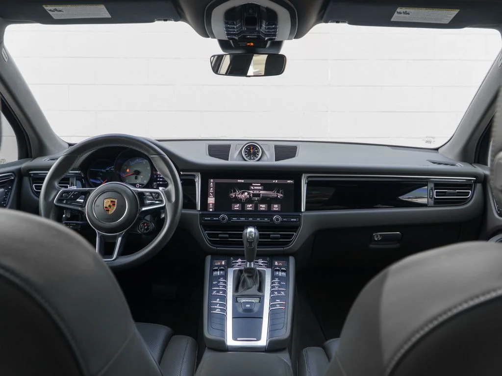 Used 2019  Porsche S image 20