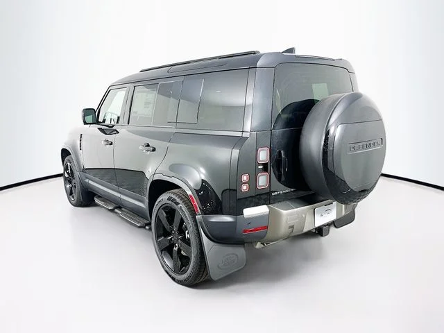 New 2026 Black Land Rover S image 7