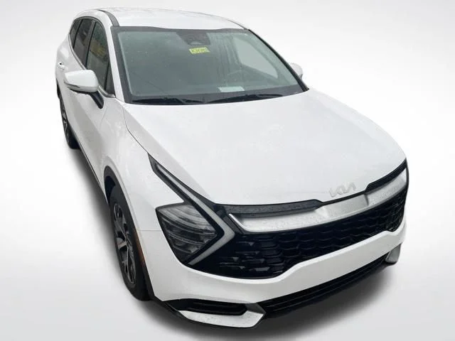 Used 2024 White Kia EX image 3
