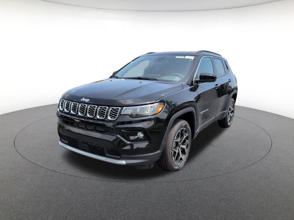 New 2026 Diamond Black Crystal Pearl-Coat Exterior Paint Jeep Limited image 12