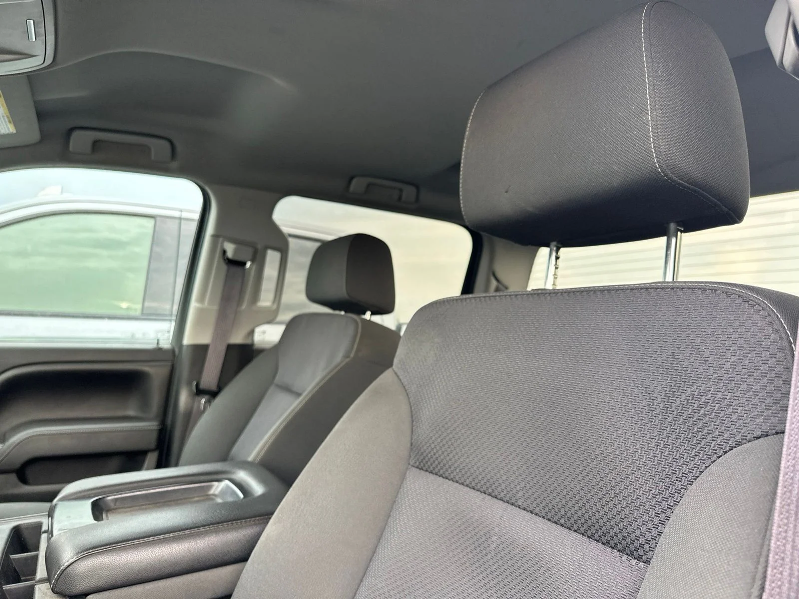 Used 2017 Silver Chevrolet LT image 5