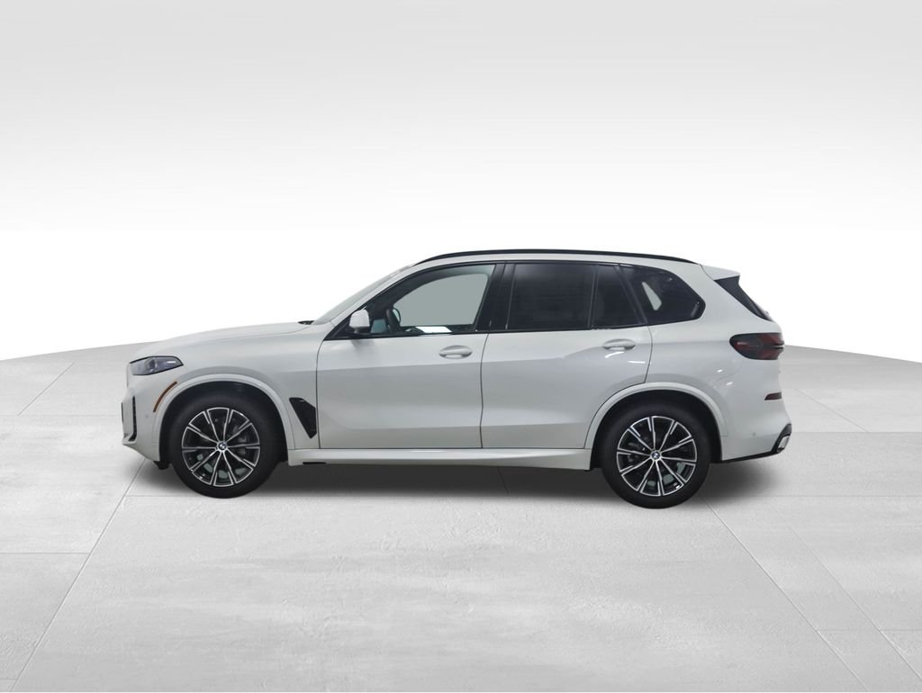 Used 2026 BMW X5 40i with VIN 5UX23EU08T9122529 for sale in Minneapolis, Minnesota