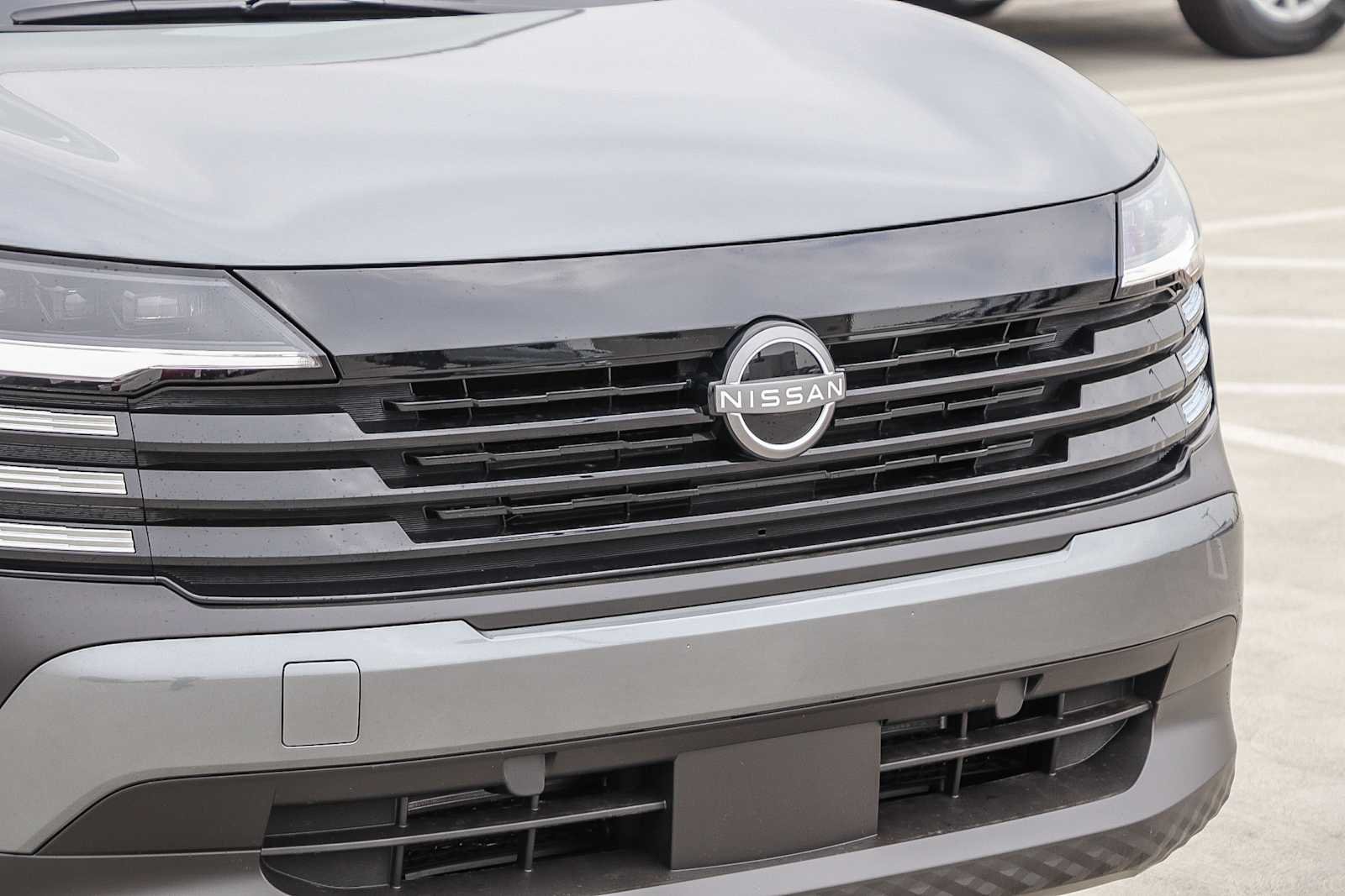 Nuevo 2026 Gun Metallic Nissan S image 5