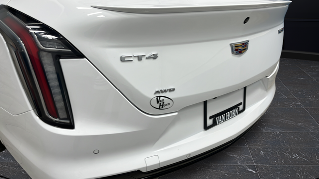Used 2020 White Cadillac V-Series image 39