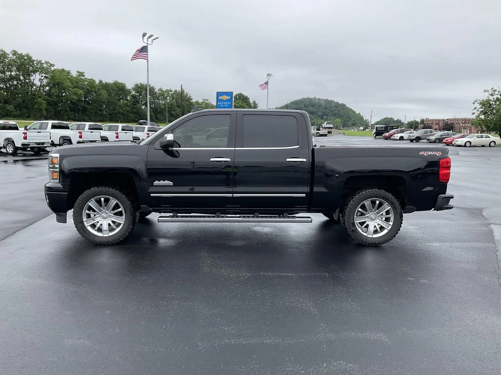 Used 2015 BLACK Chevrolet High Country image 4