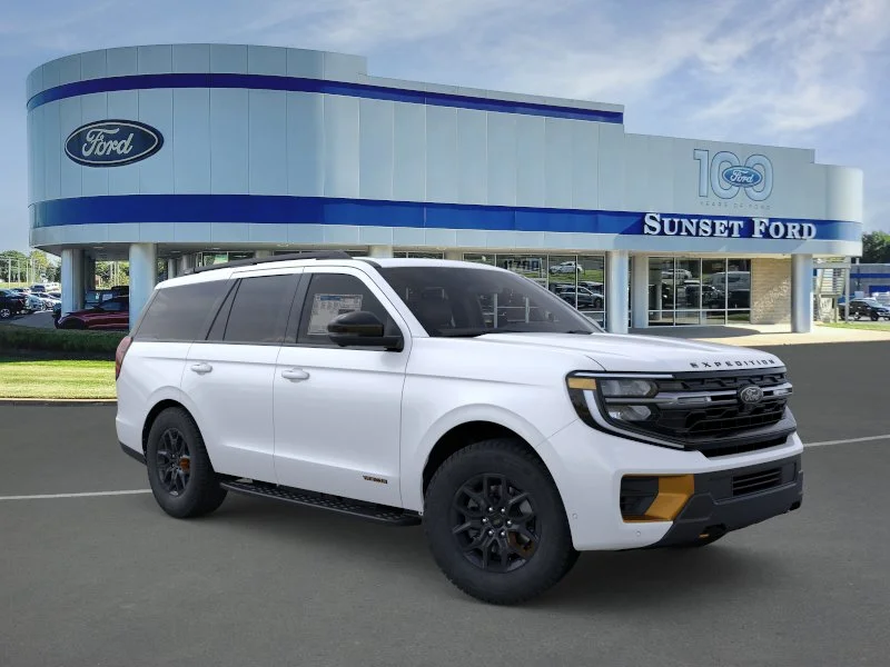 New 2026 Star White Metallic Tri-Coat Ford Tremor image 7