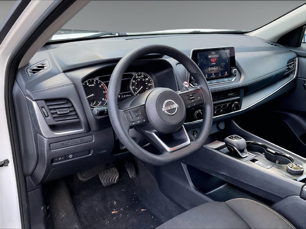 Used 2024 Glacier White Nissan S image 8
