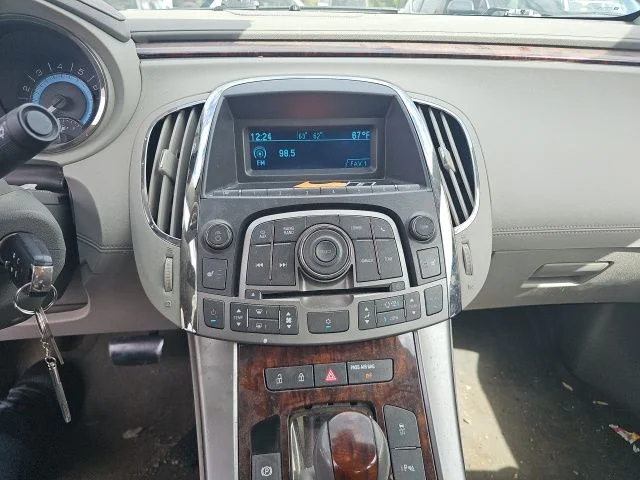 Used 2010 Summit White Buick CXL image 11