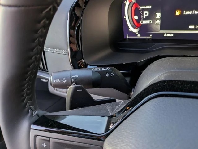 New 2026 Boulder Gray Pearl Nissan Platinum image 27