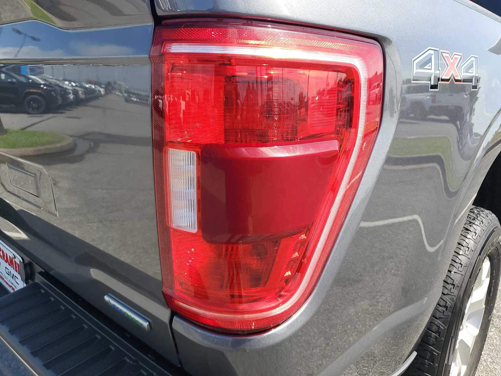 Used 2023 Gray Ford XL image 8