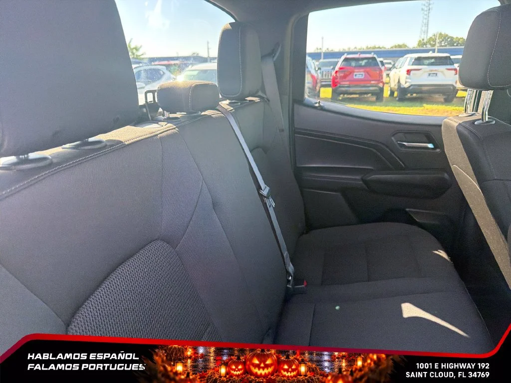 Used 2023 RADIANT RED TINTCOAT Chevrolet 2WD LT image 27