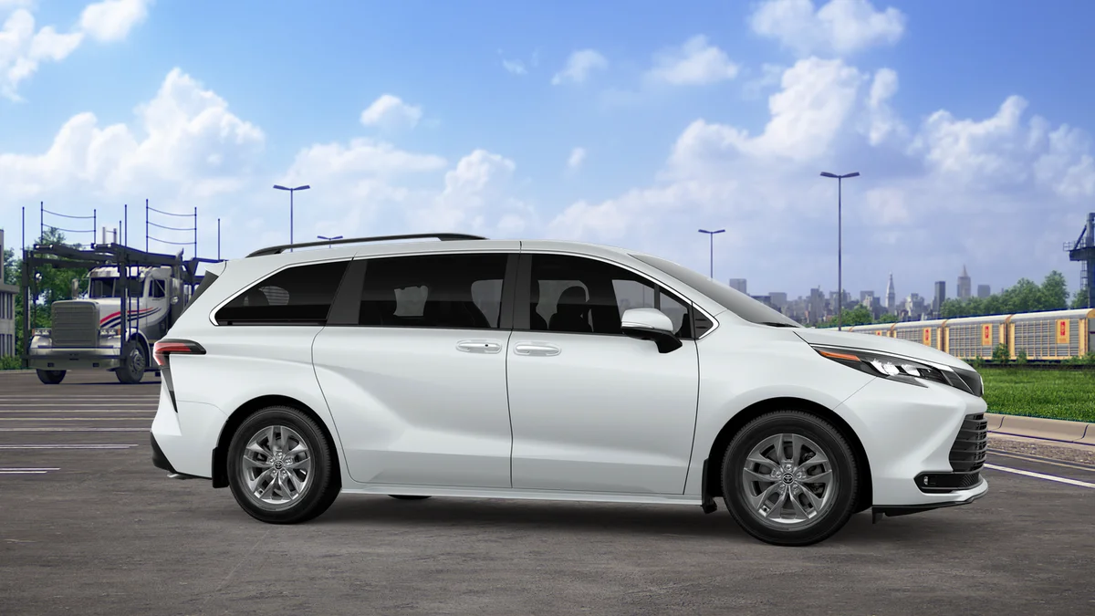 New 2026 Wind Chill Pearl Toyota XLE image 13