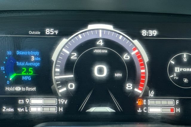 2026 Toyota Tundra Limited - Photo 23