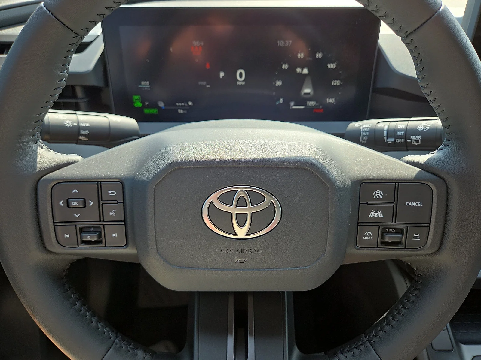 New 2026 Ice Cap Toyota SE image 14