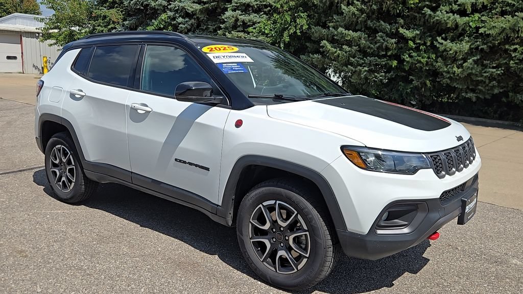 Used 2025 Bright White Clearcoat Jeep Trailhawk image 2