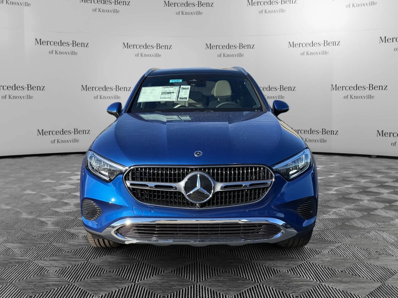 Used 2026 Starling Blue Metallic Mercedes-Benz GLC 300 image 8