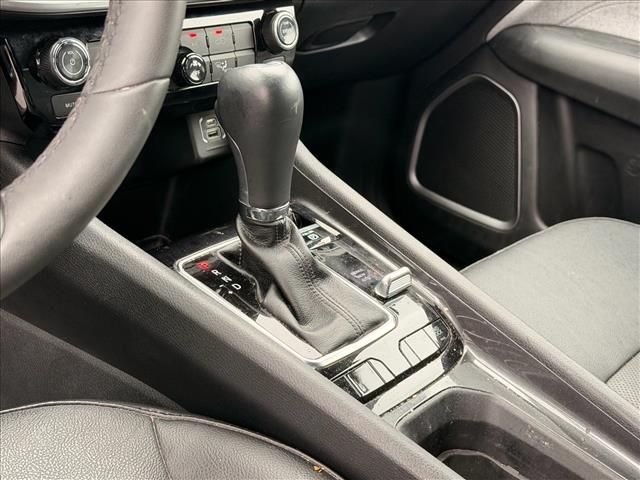 Used 2023 Red Jeep Latitude Lux image 28
