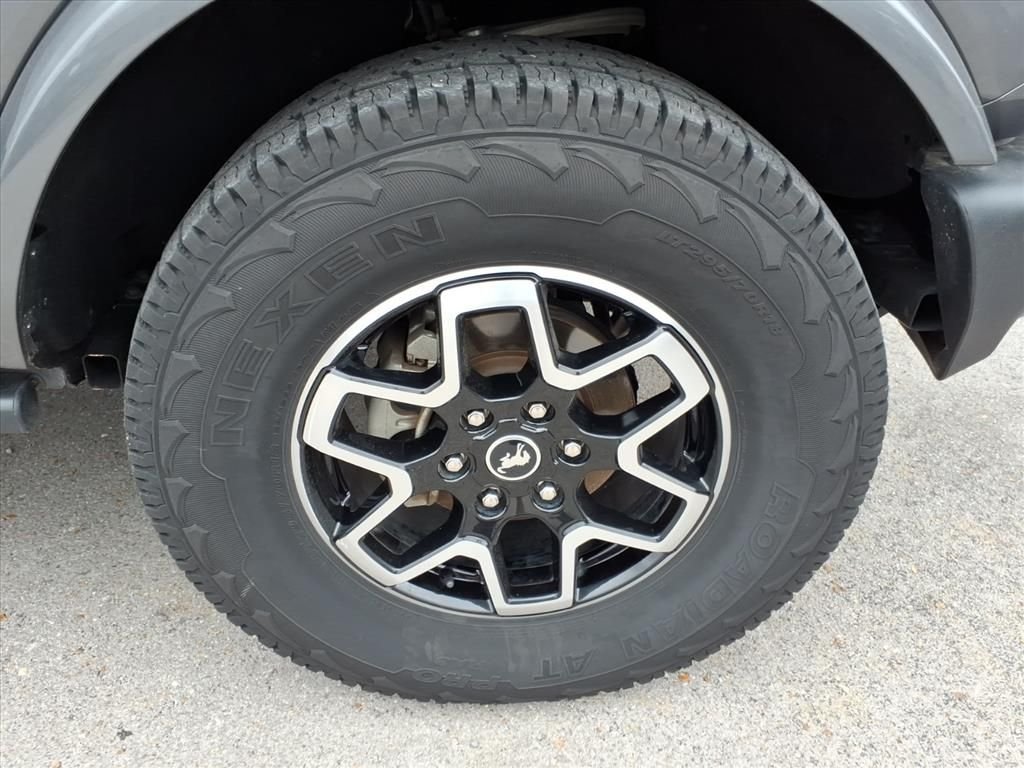 Used 2023 Asher Gray Ford Outer Banks image 9