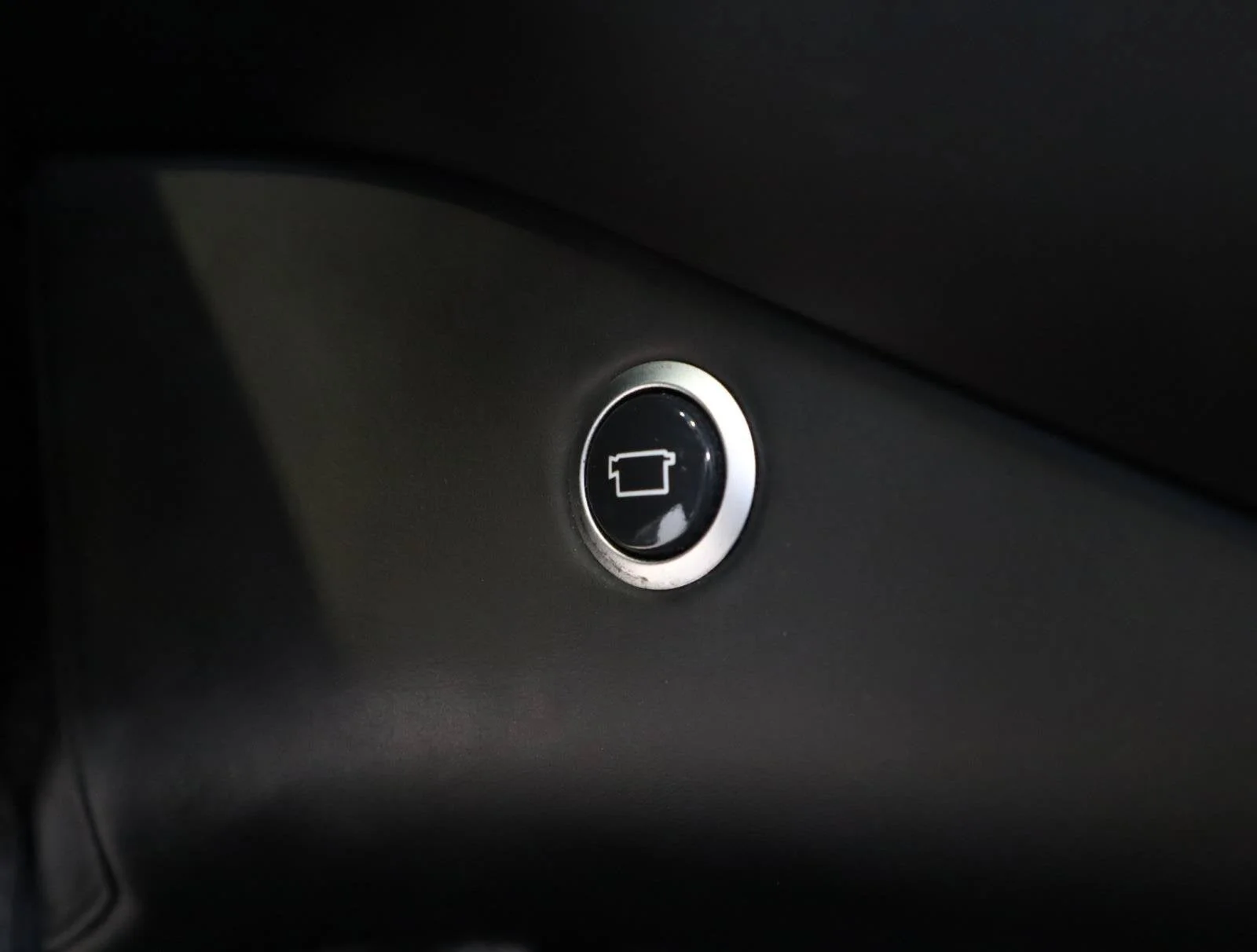 Used 2016 Nero Daytona Ferrari T image 34