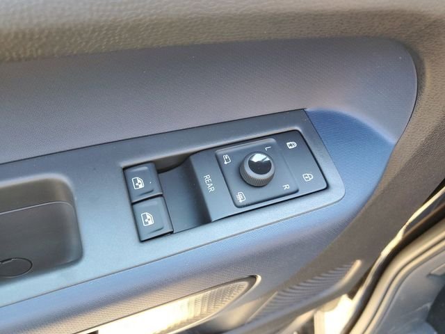 2025 Volkswagen ID. Buzz PRO S - Photo 24