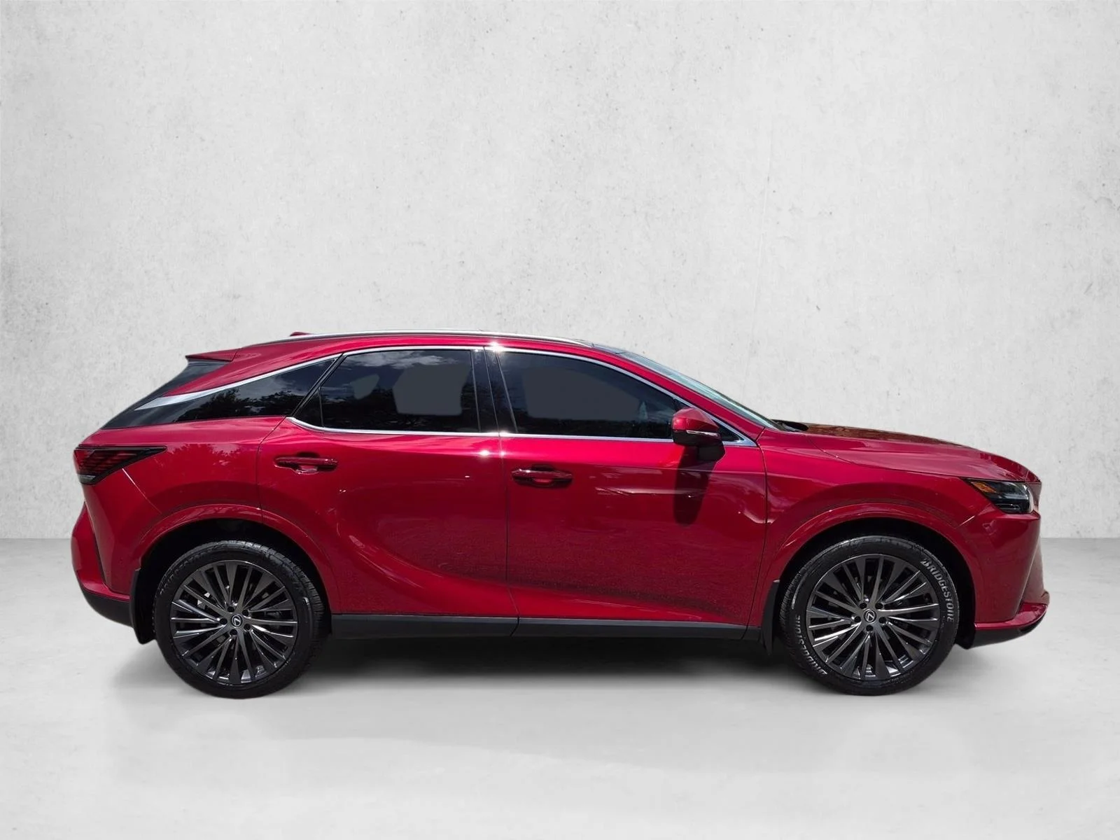 Certified Used 2023 Matador Red Mica Lexus LUXURY FWD image 4