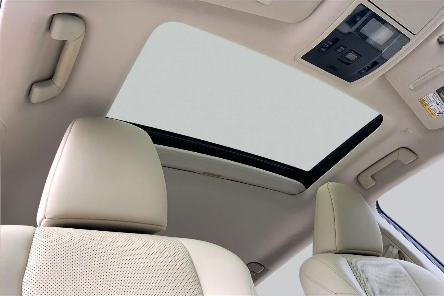 Used 2021 Nightfall Mica Lexus  image 14