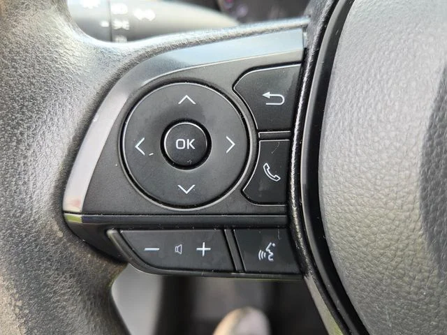 Used 2021 White Toyota LE image 24