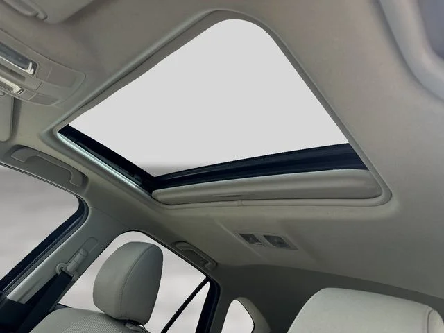 Used 2014 Blue Mazda Touring image 15