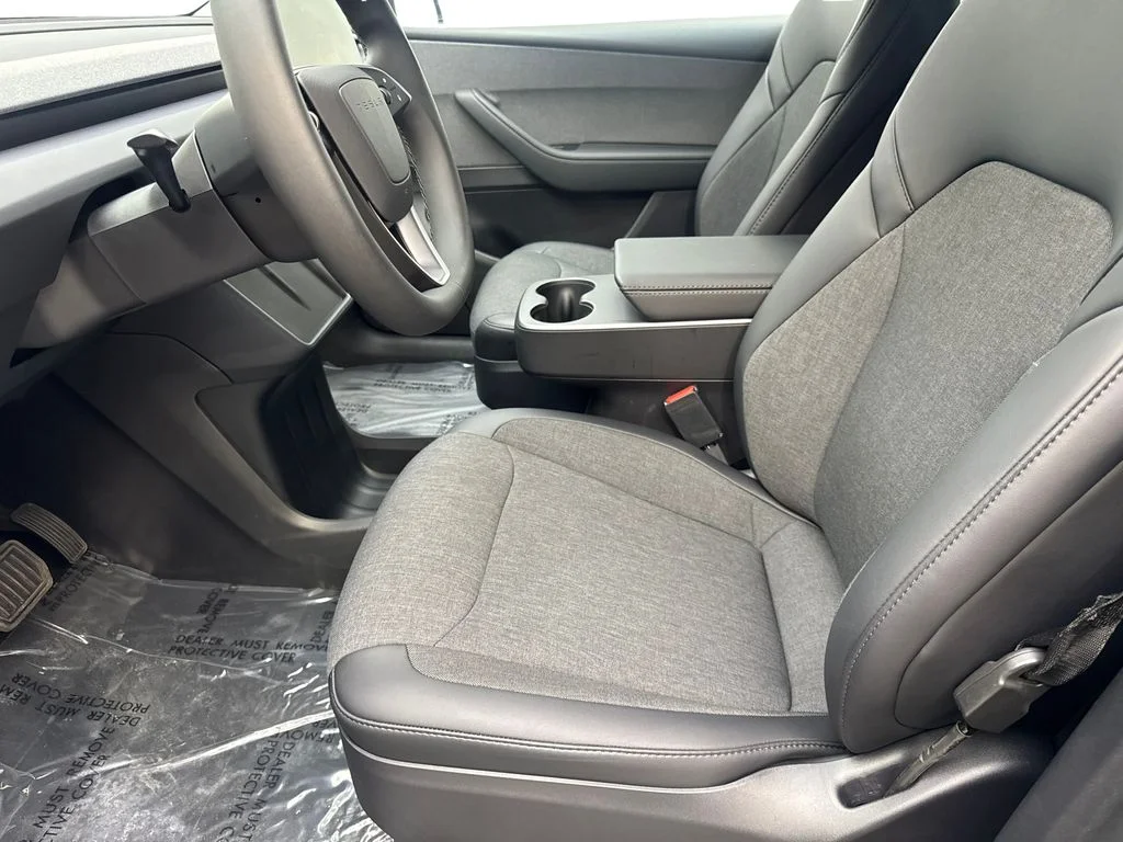 Used 2026 Black Tesla  image 25