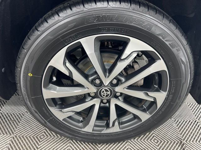 Used 2022 CELESTITE Toyota XLE image 10
